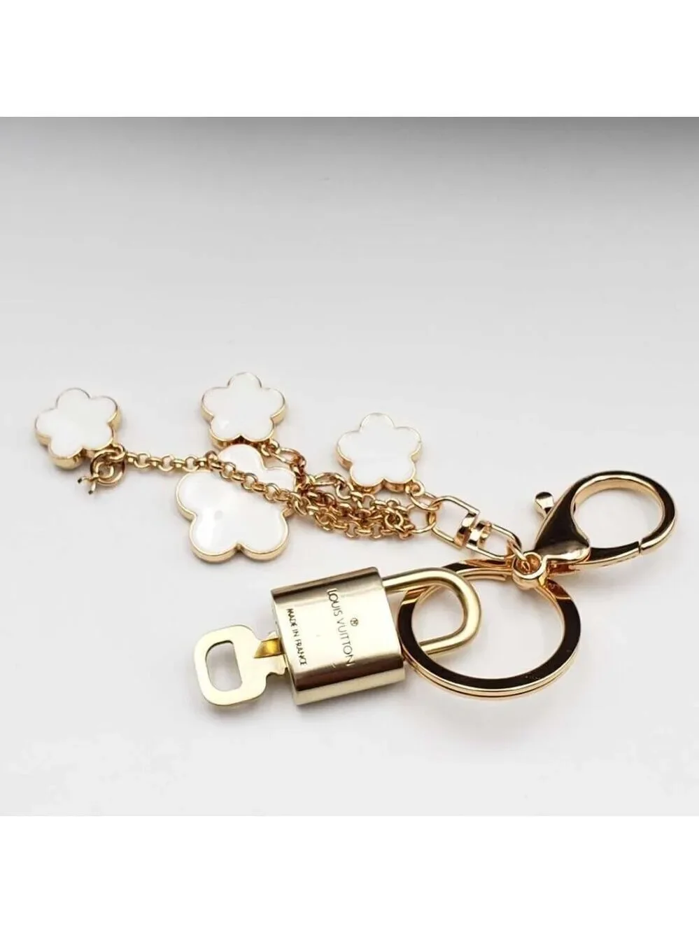 LV Gold Padlock Authentic 🔑 Luxury Bag Charm w/ Unbranded Flower Keychain